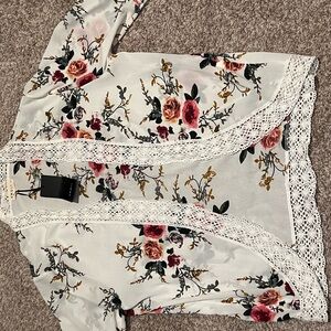 Amoli Floral Kimono